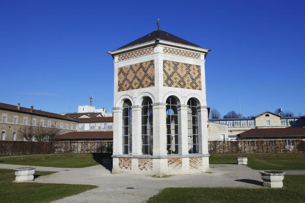 Le Faubourg-Raines - Chaleureux studio à 5mn de la gare Digione Esterno foto